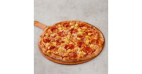 Pizza de Pepperoni y Piña